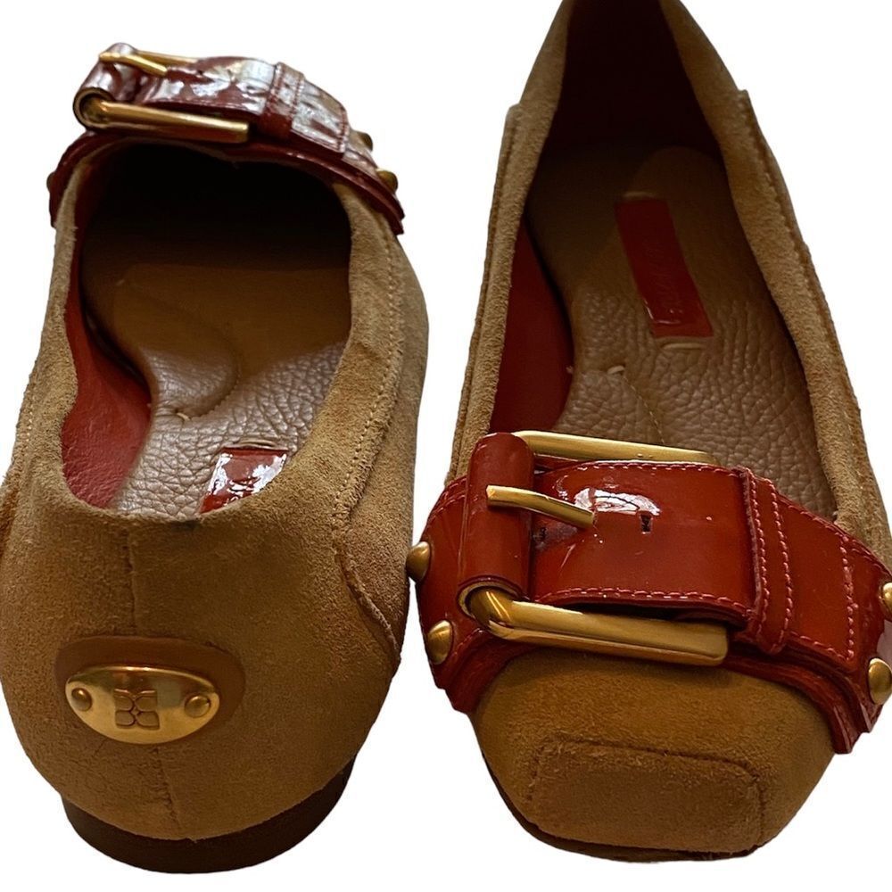 BCBGMAXAZRIA flats size 6B/36